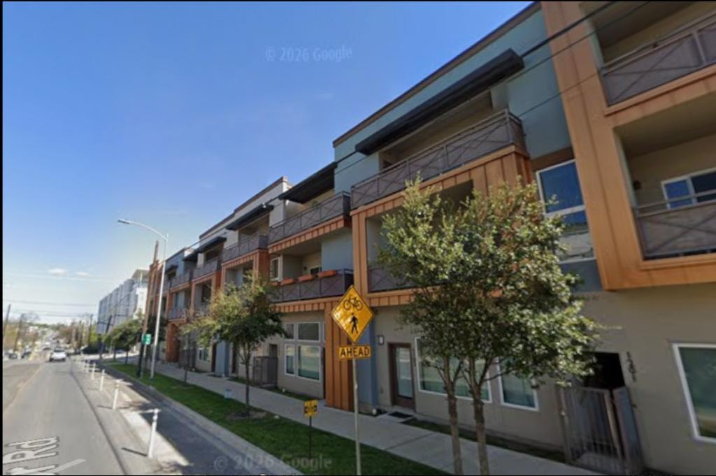 Manor Condominiums — Manor Road & Alexander Avenue